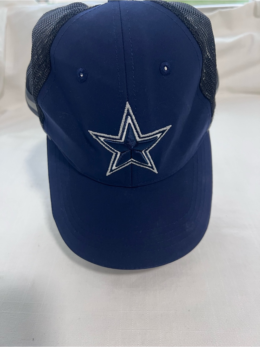 pega):
⁠NFL Dallas Cowboys Trucker Hat Navy Blue Mesh Back Snapback Cap⁠